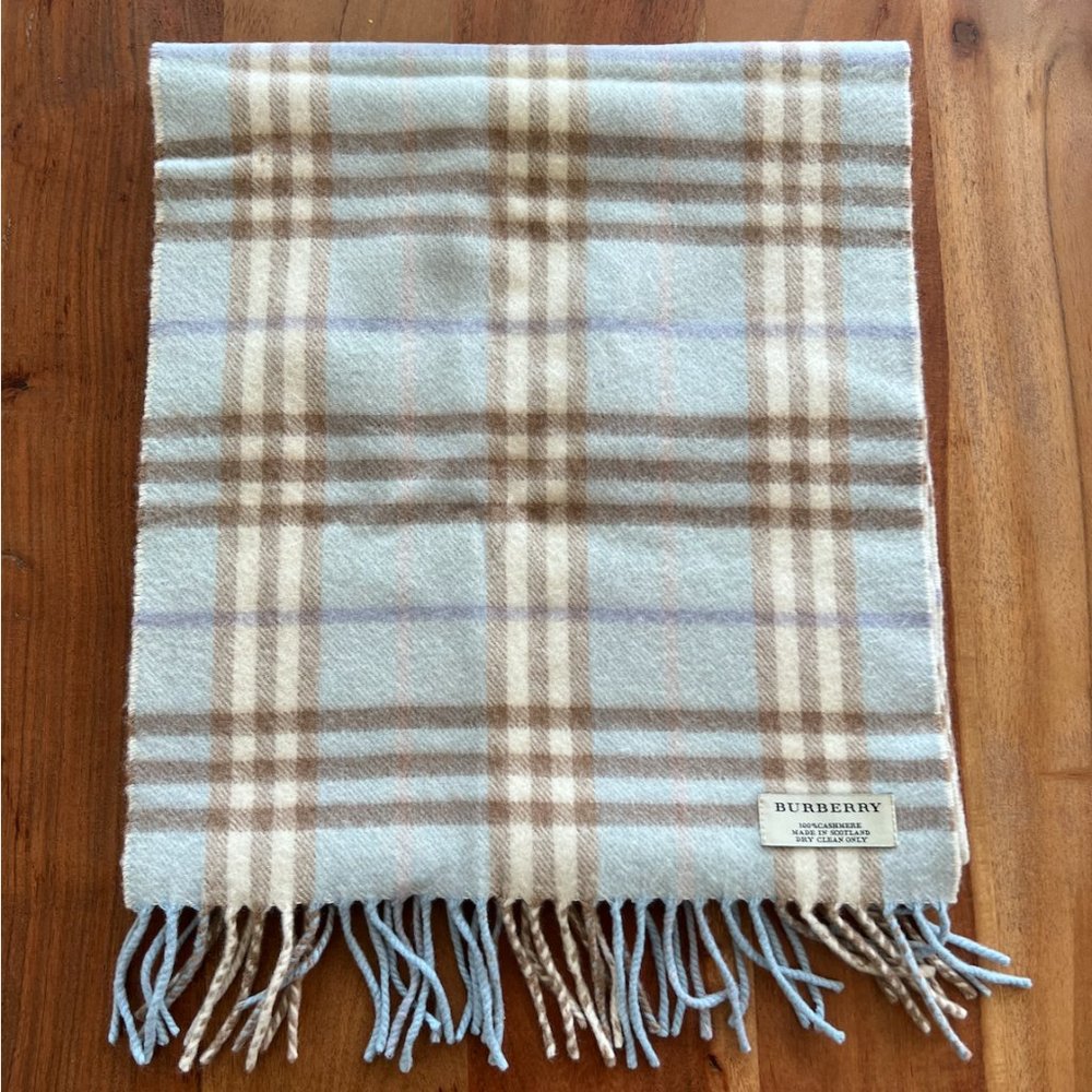 Burberry baby blue cashmere scarf